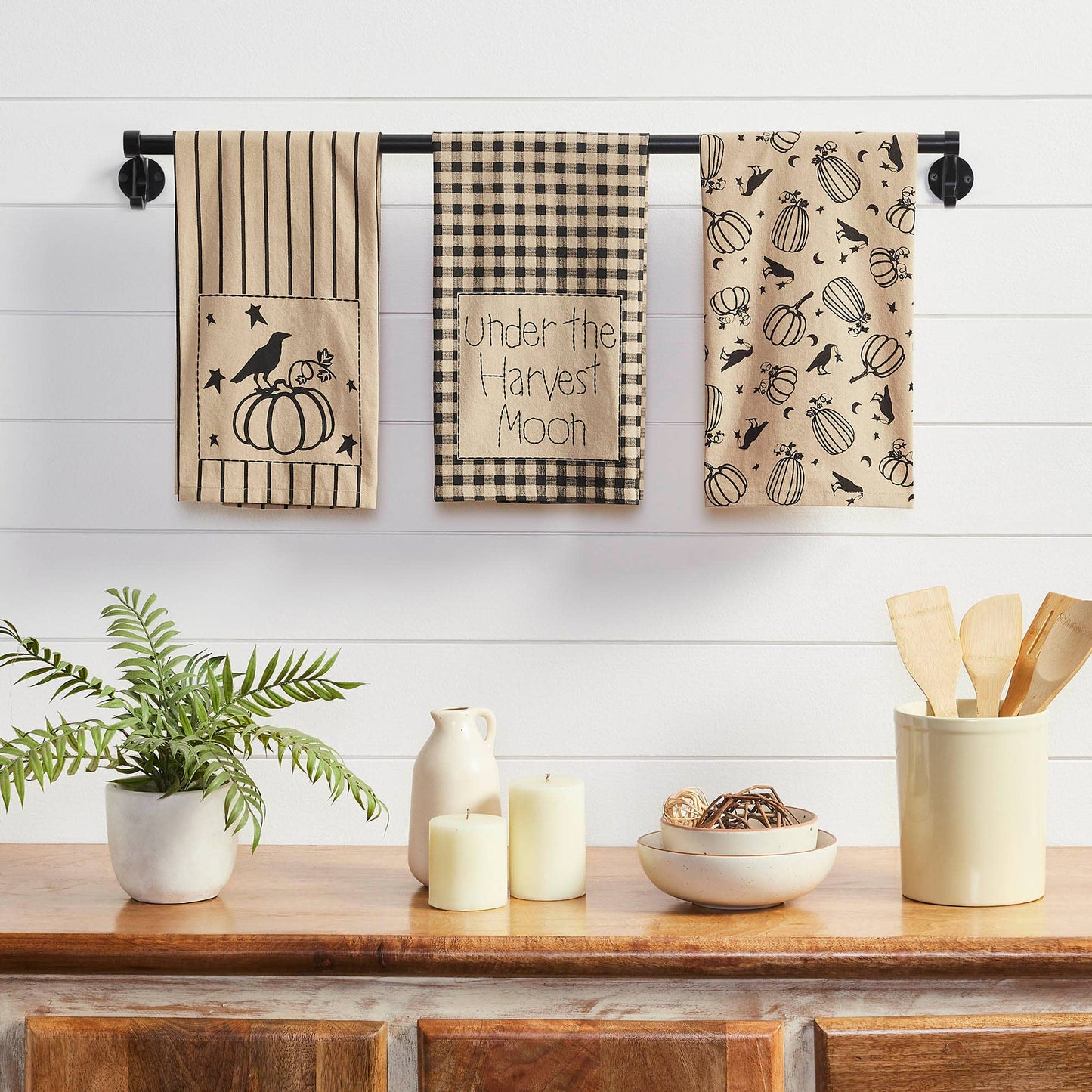 Raven Harvest Tea Towel 19x28